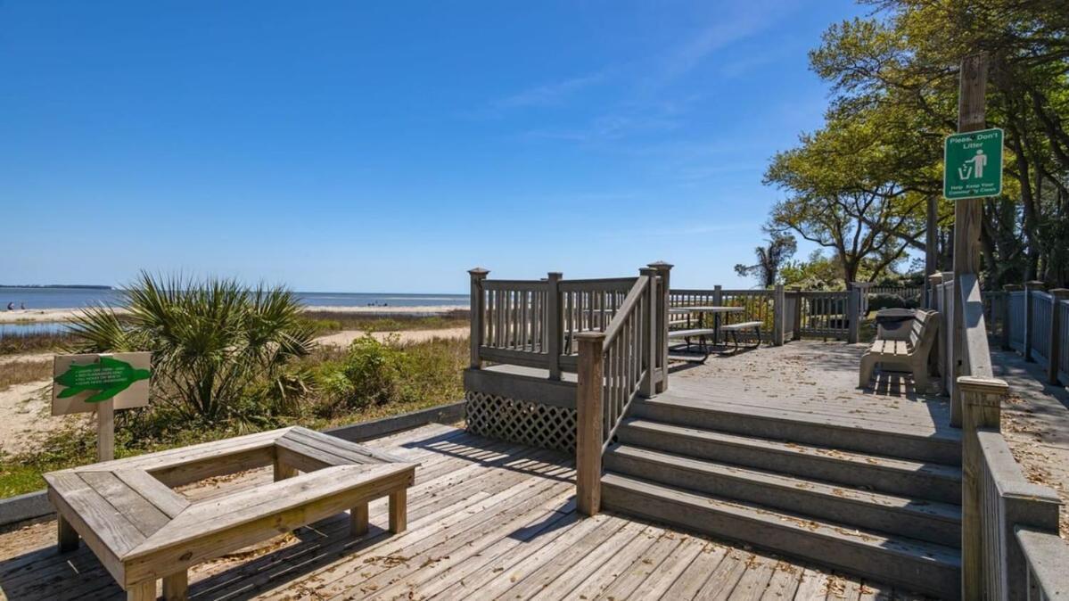 Walk To The Beach Waterfront Oasis Hilton Head Island Esterno foto